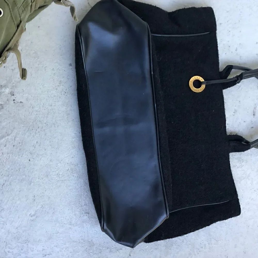 Givenchy tote - Picture 3 of 5